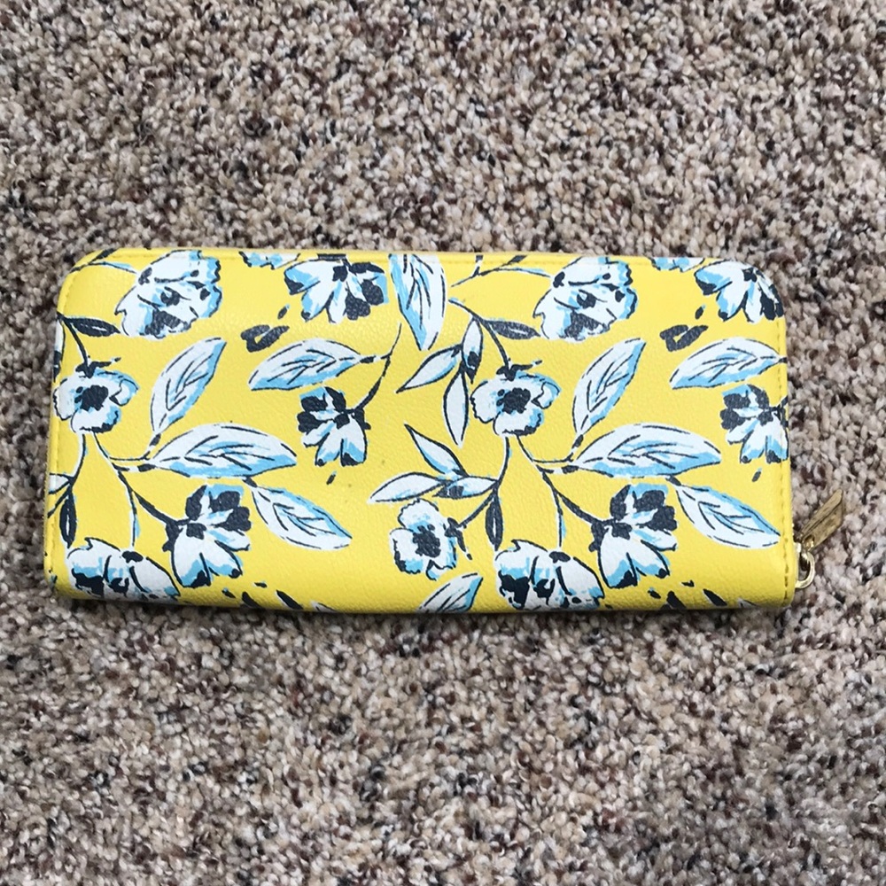 Navy and yellow wallet